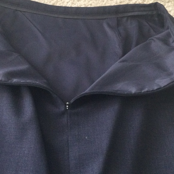 Ann Taylor Charcoal Gray Pencil Skirt - Picture 3 of 12